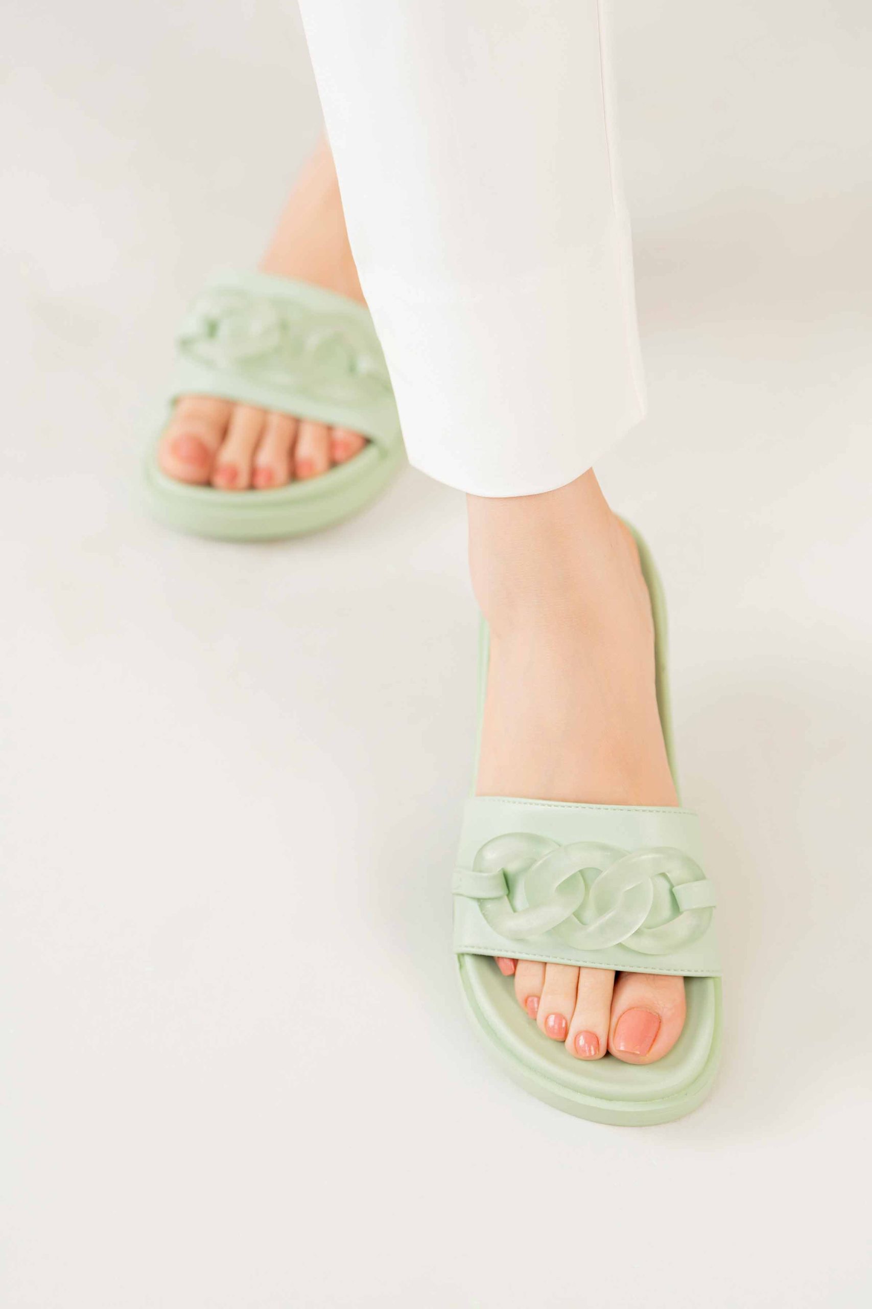 Green Chappal-440542904 - Image 5