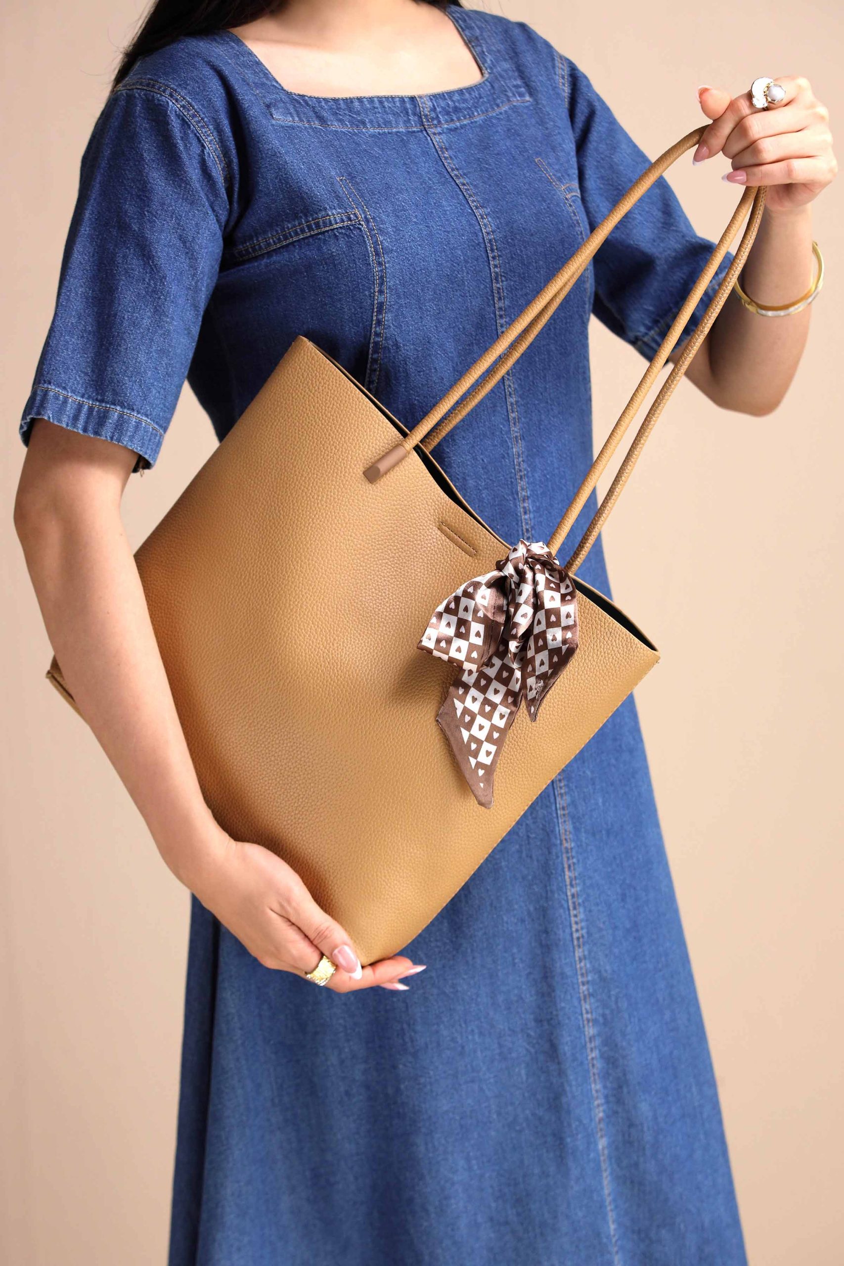 Beige Tote Bag-443602118 - Image 4