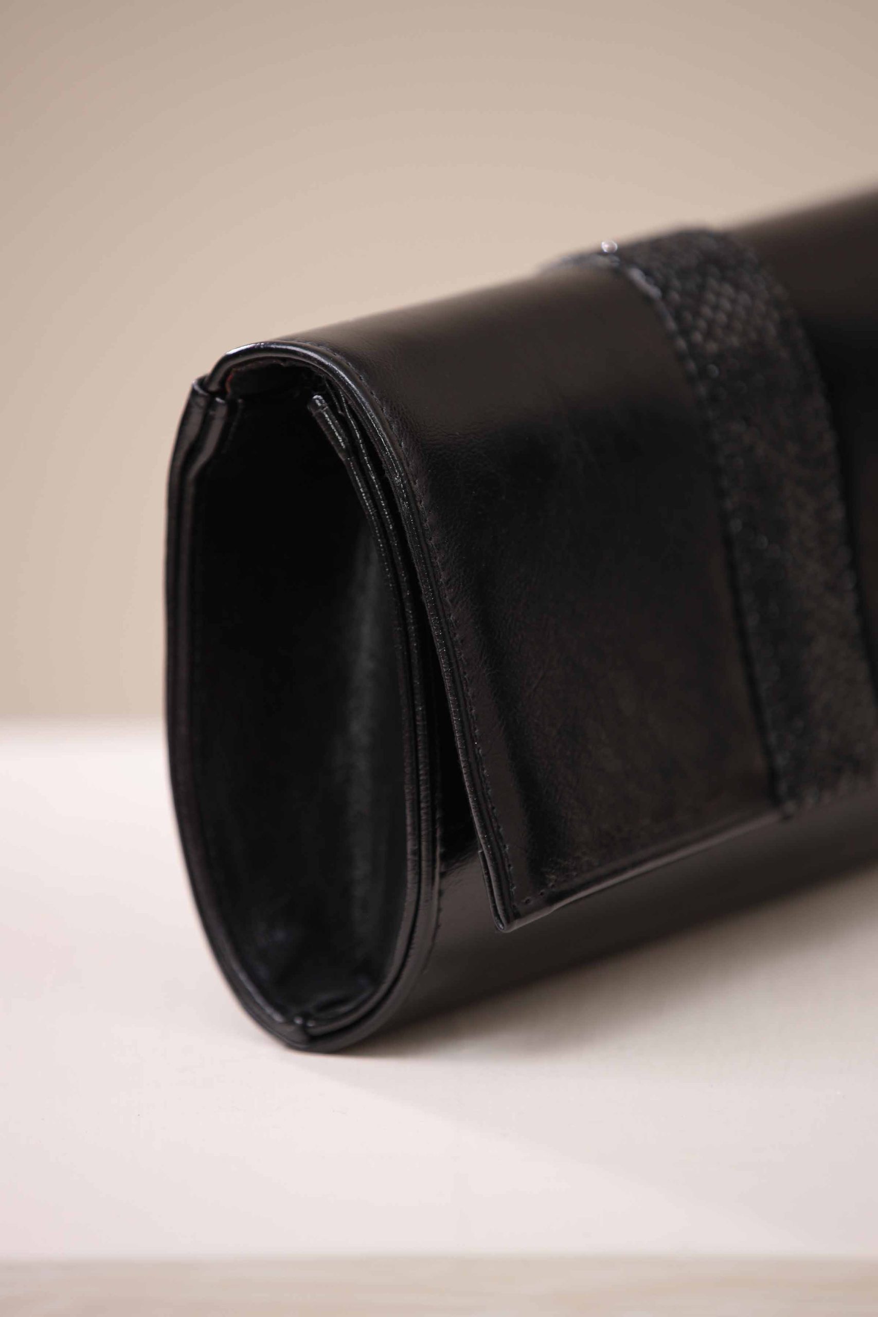 Black Shoulder Bag-444582103 - Image 3
