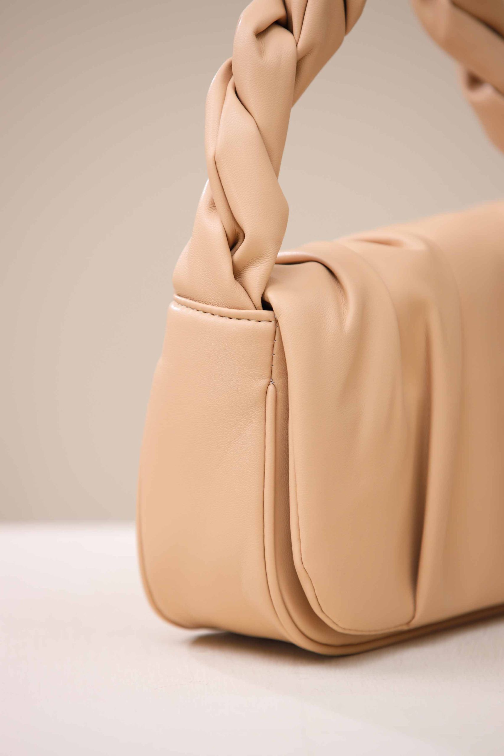 Nude Shoulder Bag-444742126 - Image 3