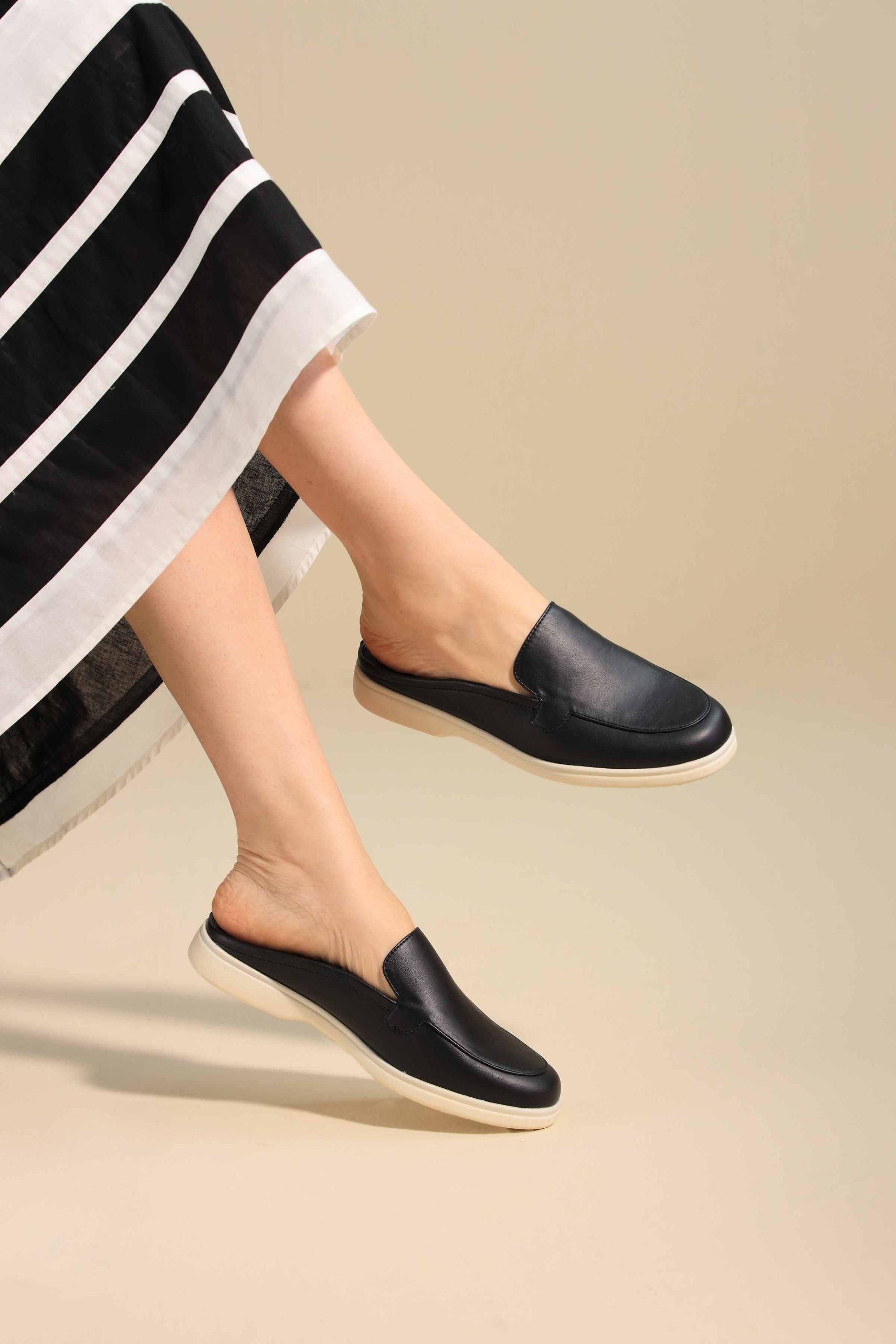 Black Mules-445362903 - Image 3