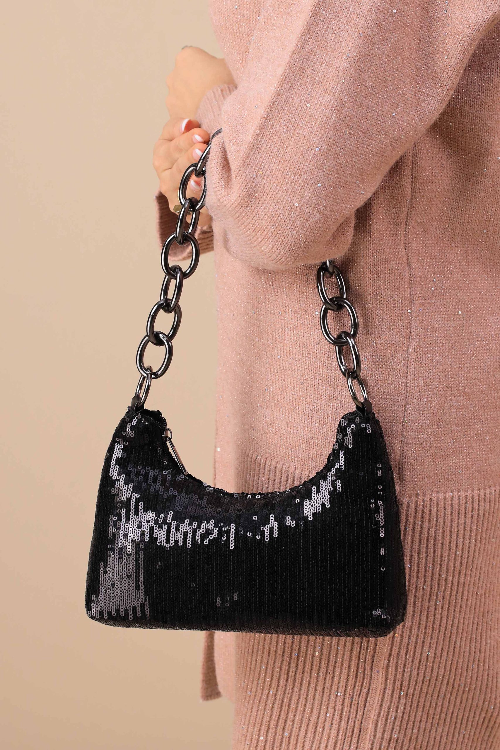 Black Clutch-445732103 - Image 3