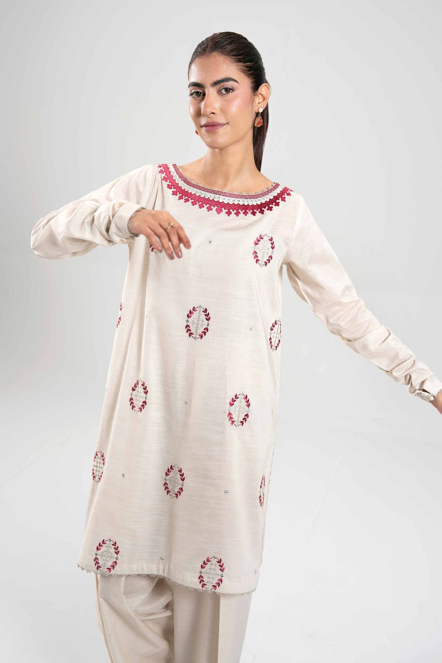 2 Piece - Embroidered Suit - 42502304 - Image 4
