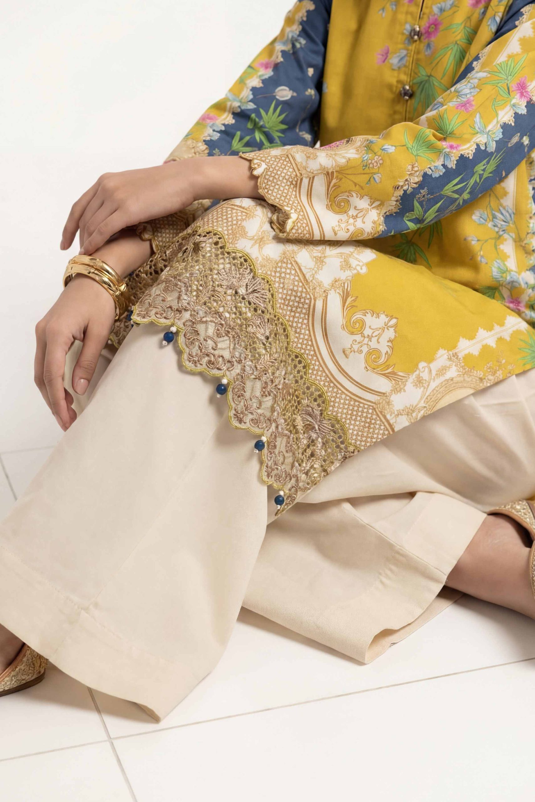 2 Piece - Digital Printed Embroidered Suit - 42601056 - Image 5