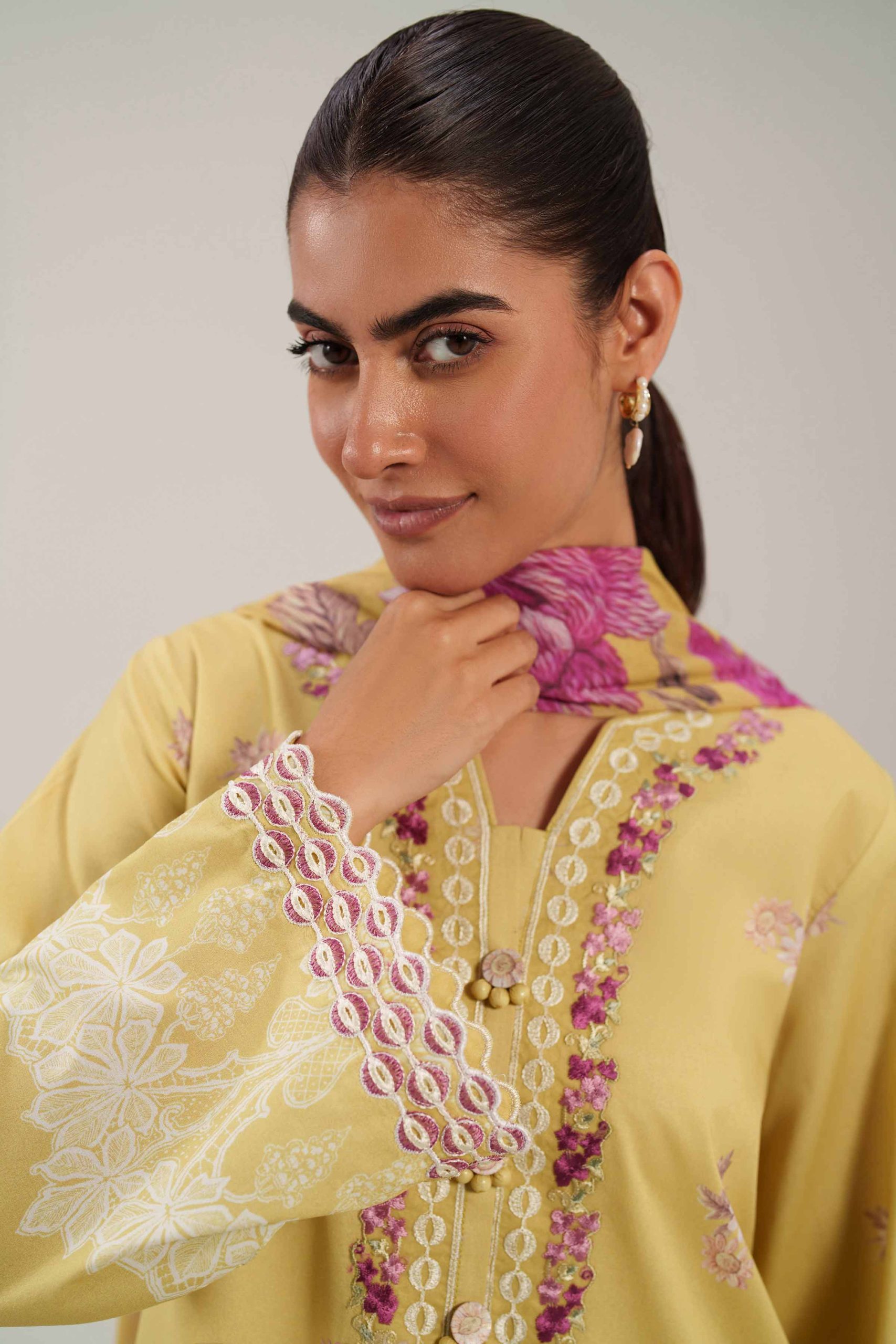 3 Piece - Digital Printed Embroidered Suit - 42601109 - Image 4