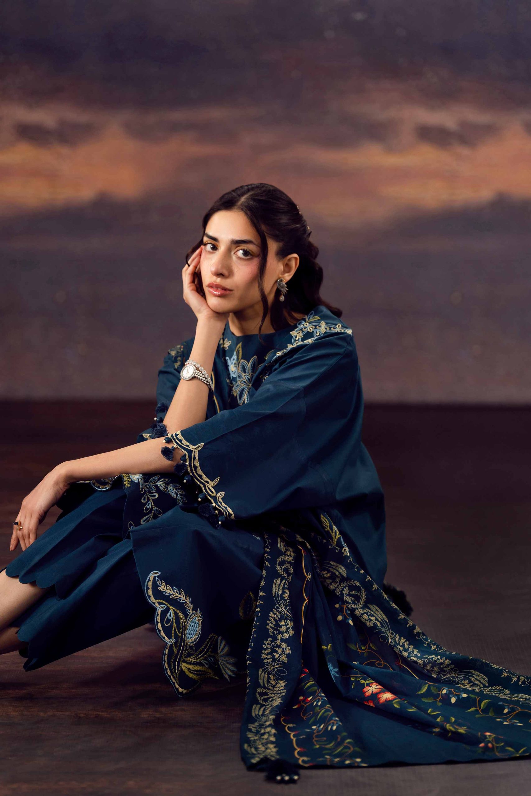 3 Piece - Printed Embroidered Suit - 42601275 - Image 4