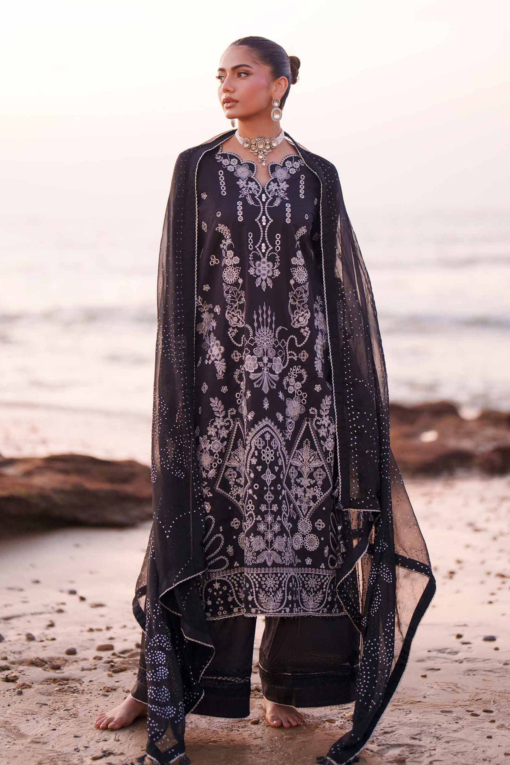 3 Piece - Embroidered Suit - 42601302