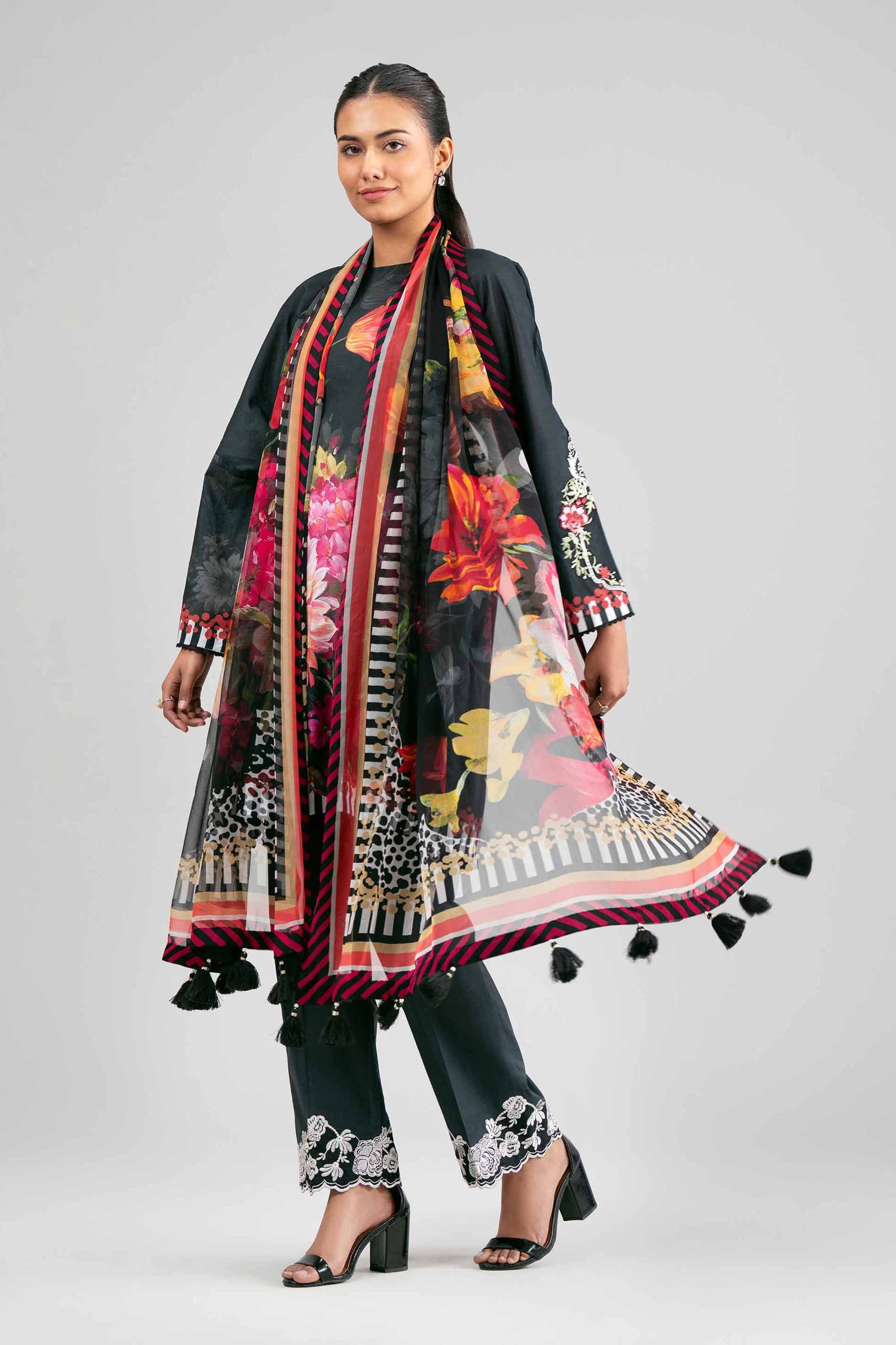 3 Piece - Digital Printed Embroidered Suit - 42601555 - Image 4