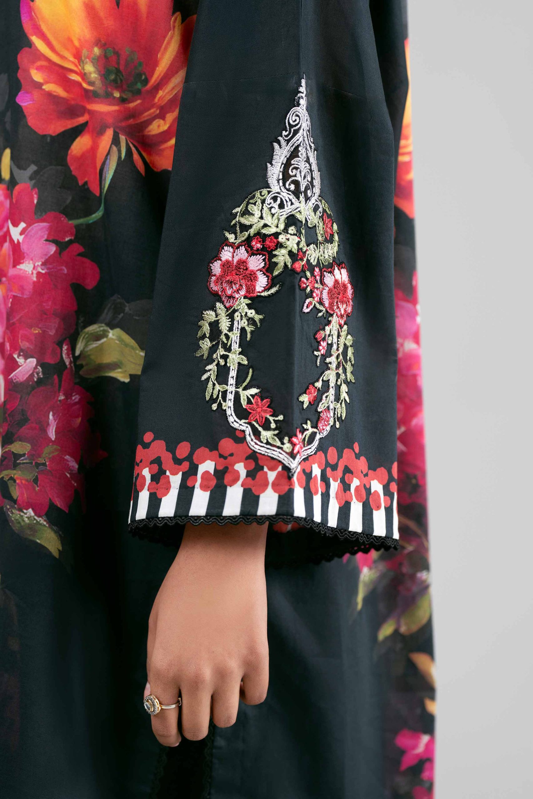 3 Piece - Digital Printed Embroidered Suit - 42601555 - Image 5