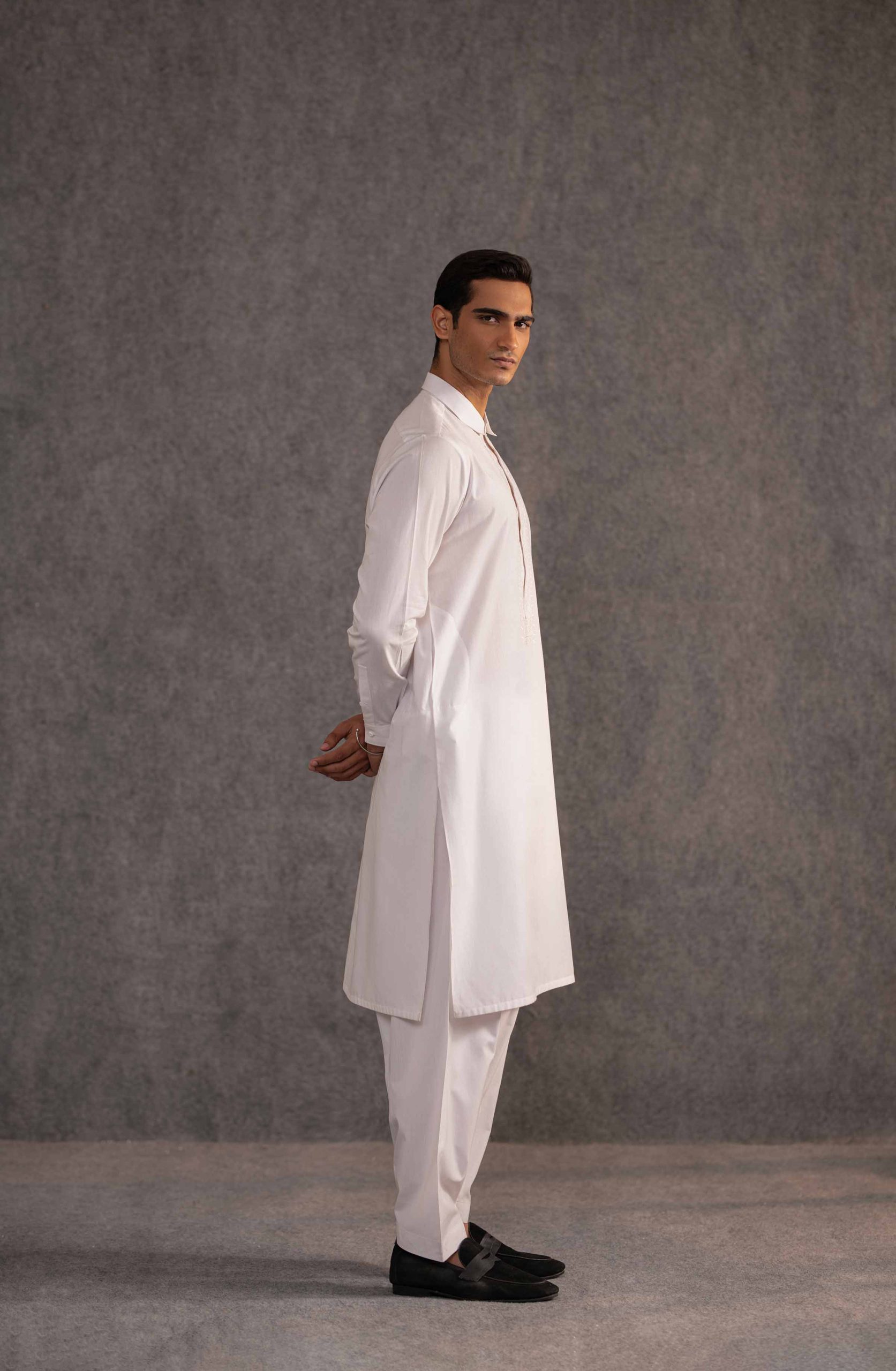 2 Piece - Embroidered Naqsh Suit - KNS25-01 - Image 3