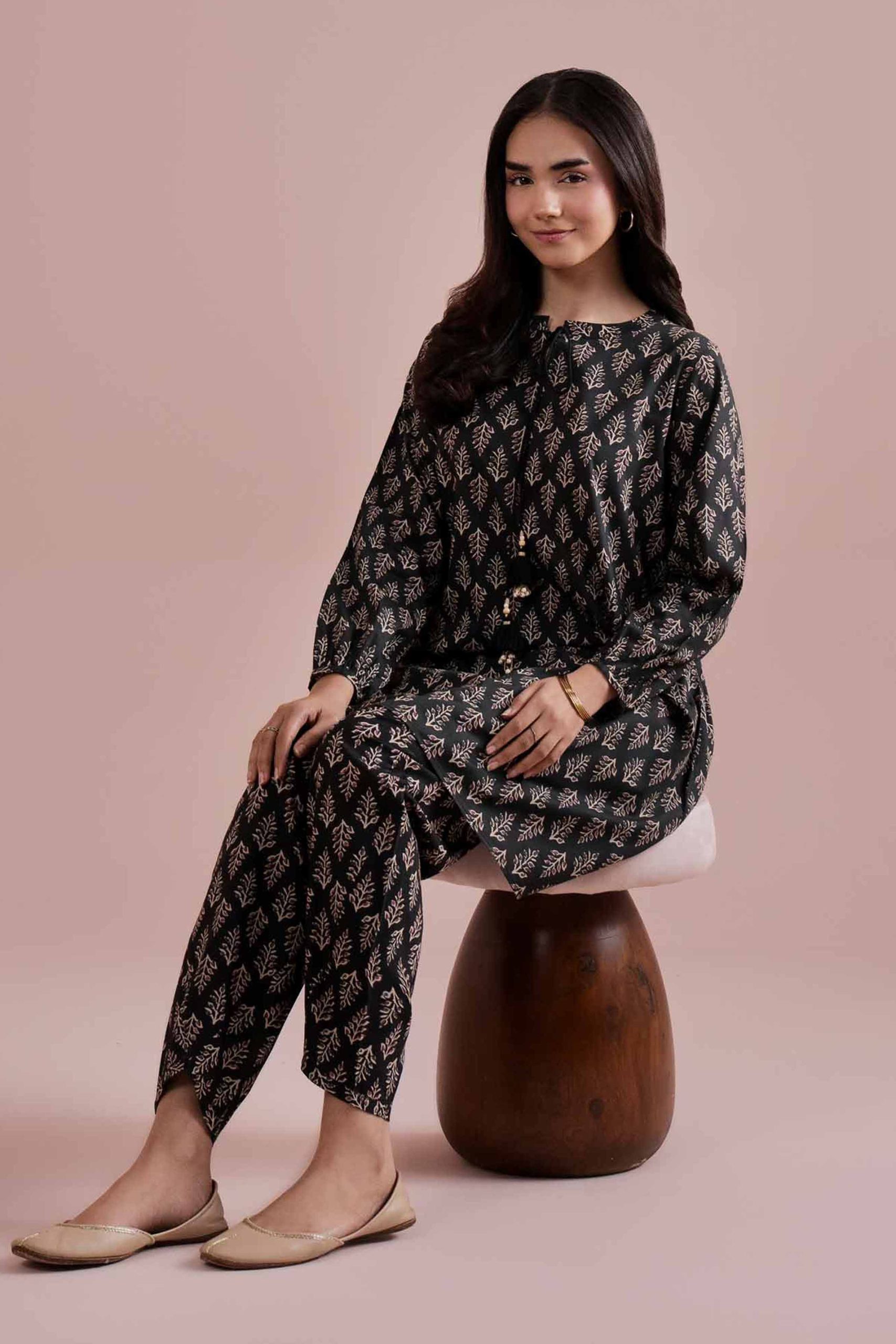 2 Piece - Printed Suit - PE26-176 - Image 2
