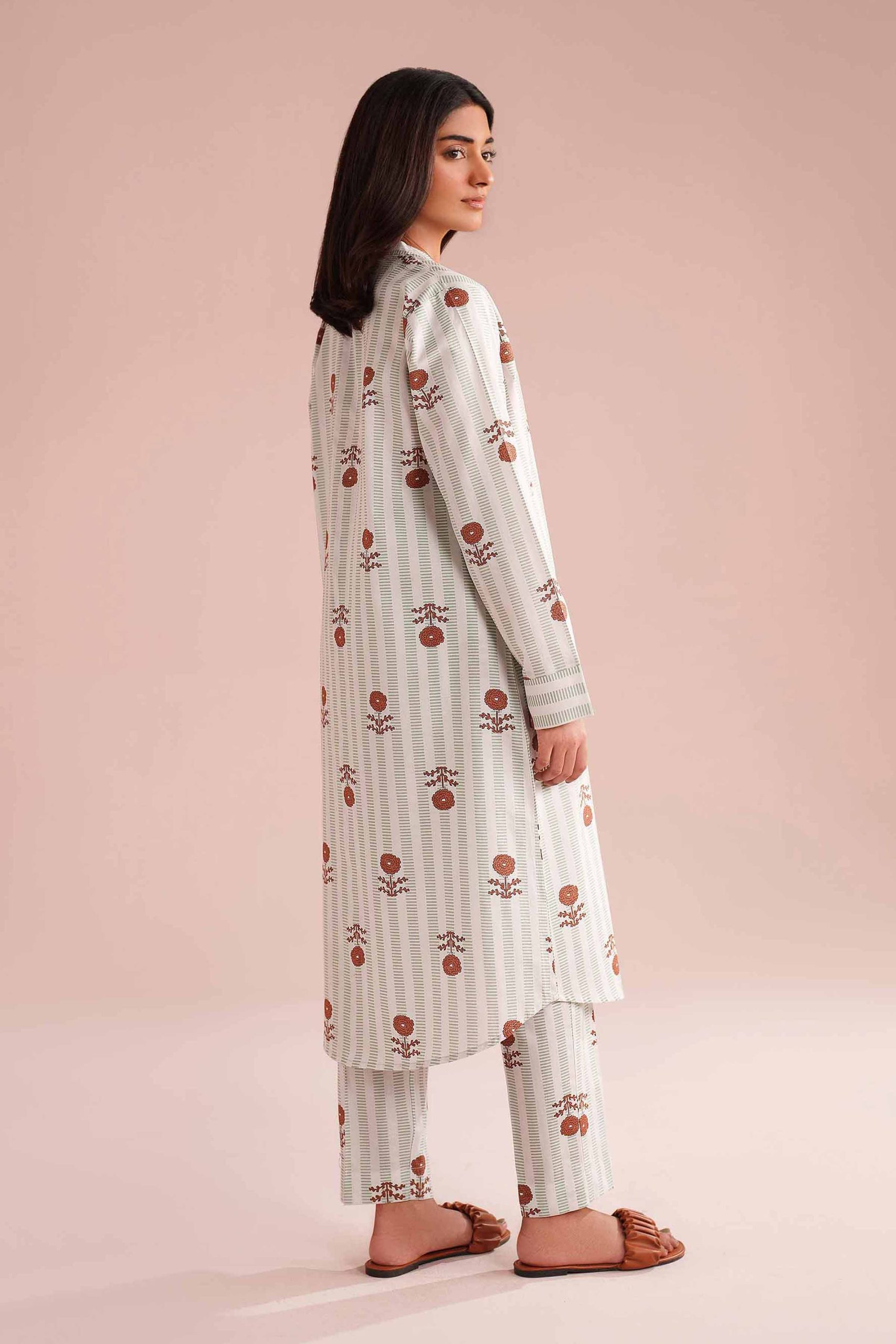 2 Piece - Printed Suit - PE26-179 - Image 3