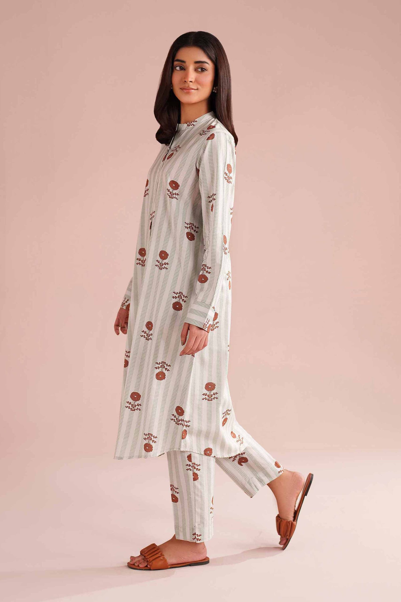 2 Piece - Printed Suit - PE26-179