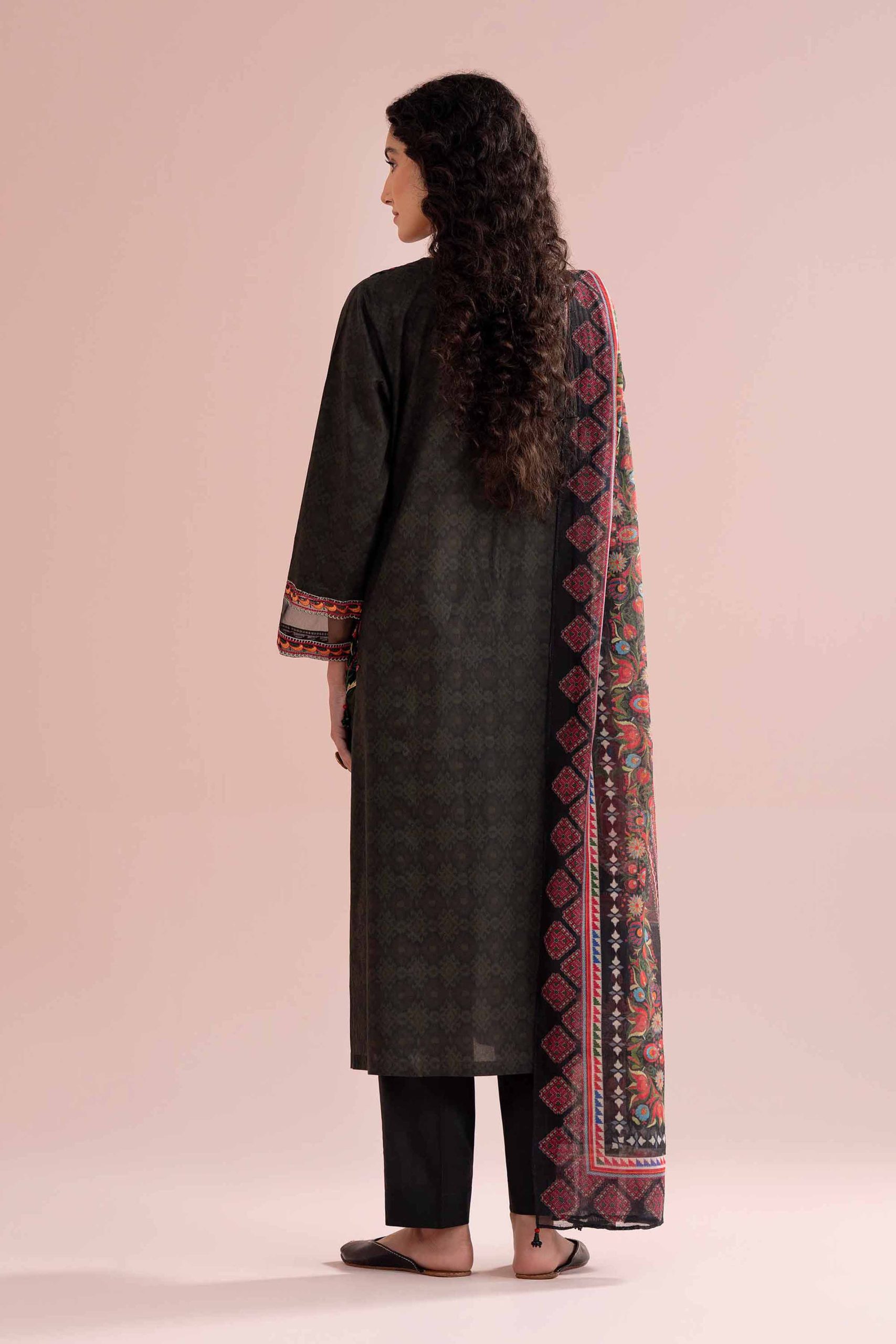 3 Piece - Embroidered Suit - PE26-329 - Image 4