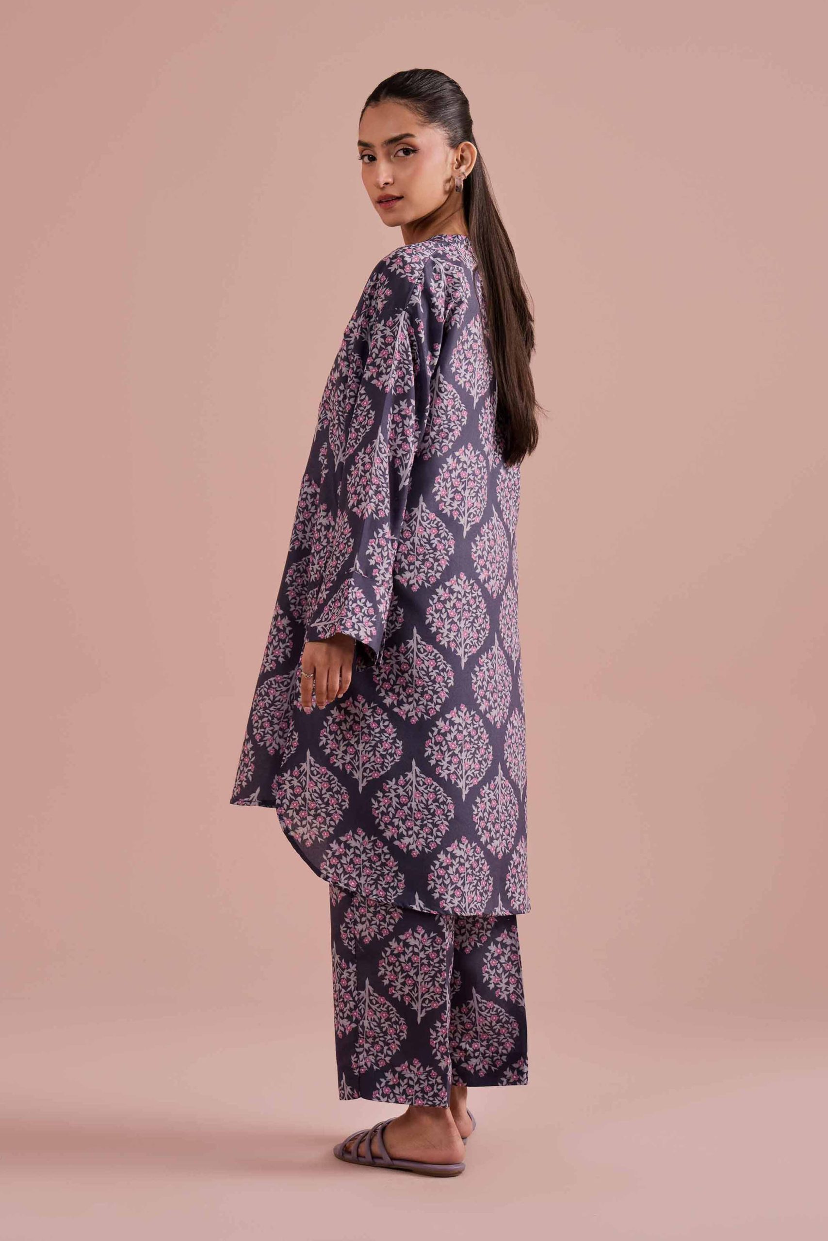 2 Piece - Printed Suit - PE26-343 - Image 3