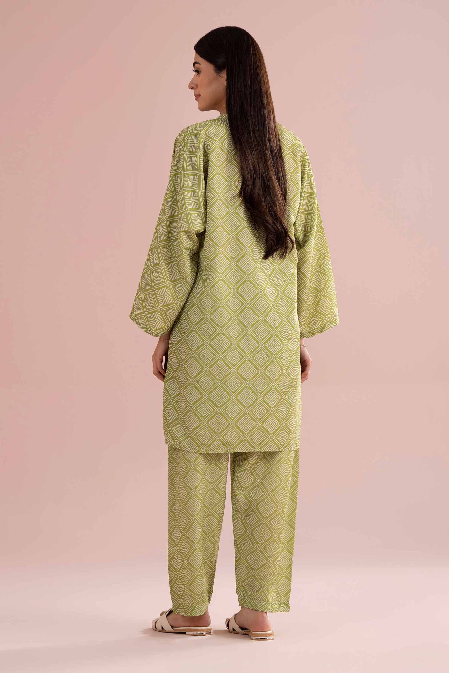 2 Piece - Printed Suit - PE26-350 - Image 3