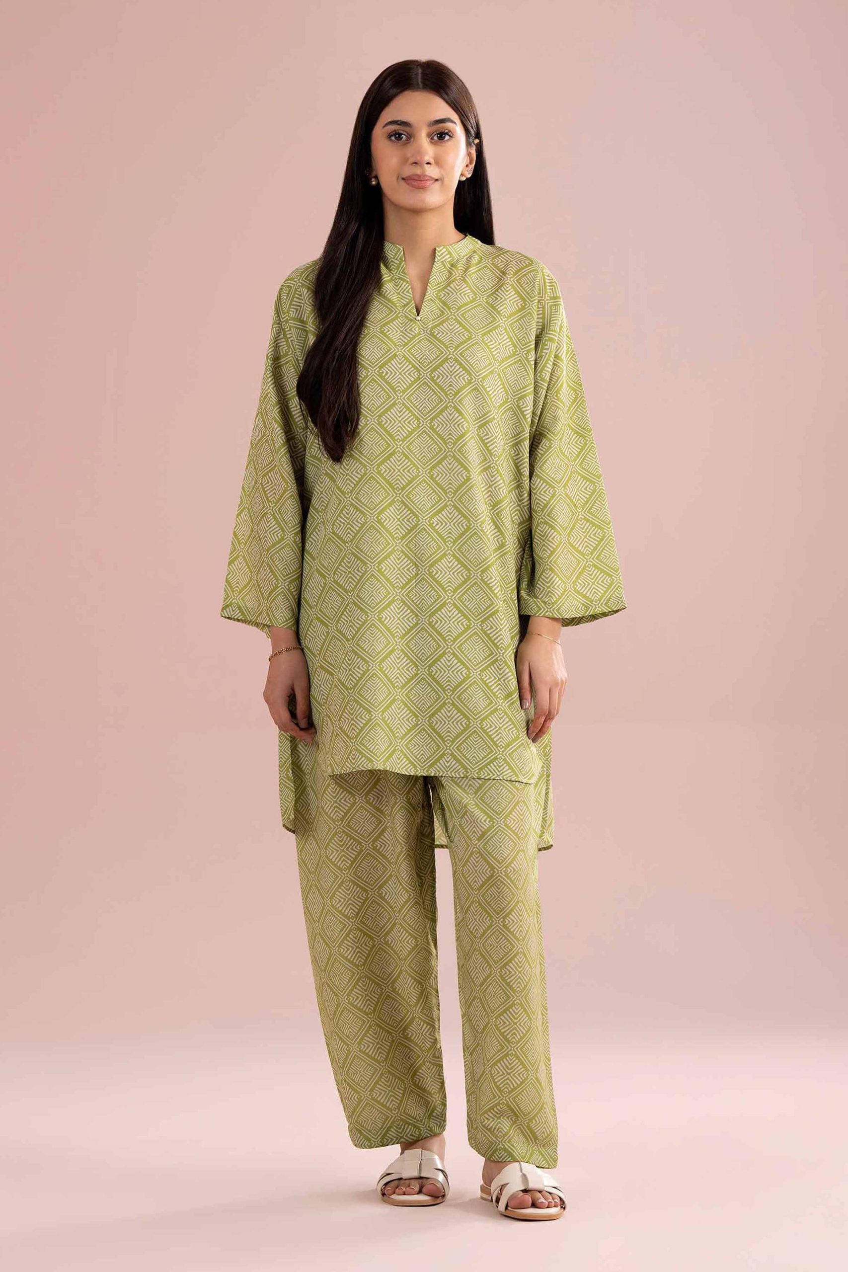2 Piece - Printed Suit - PE26-350